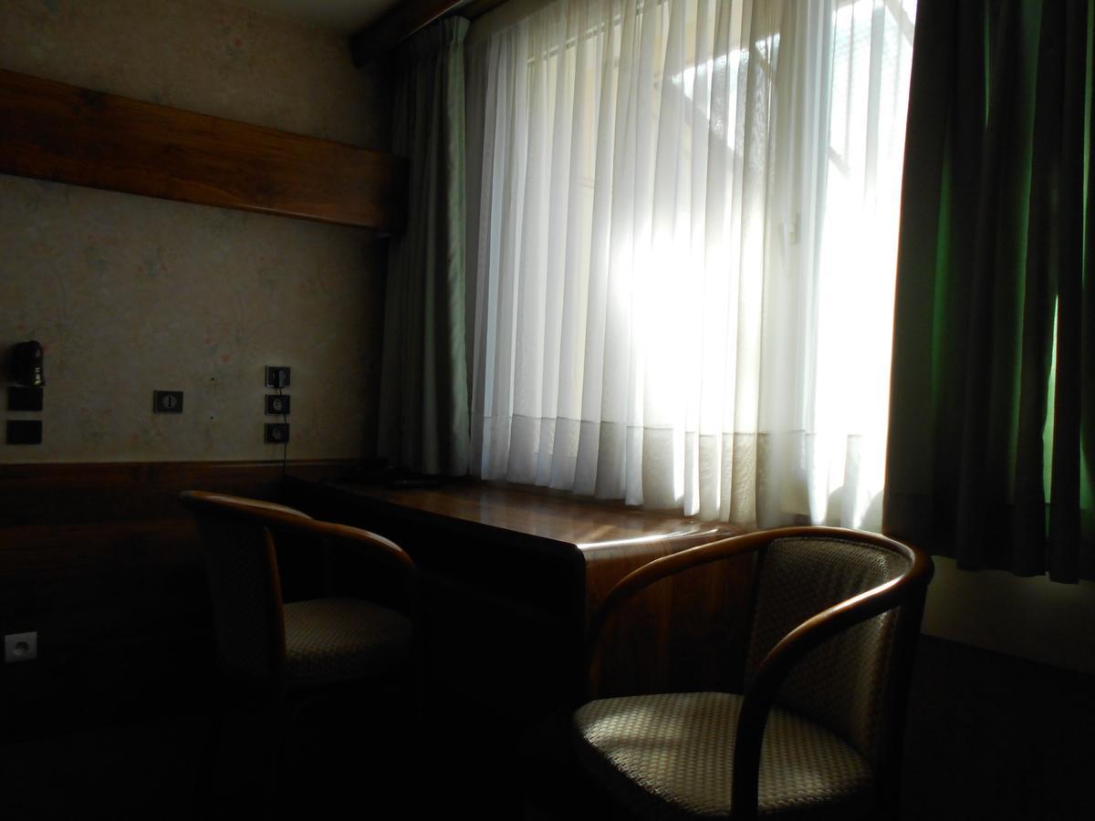 Hotel Du Jura Audincourt Εξωτερικό φωτογραφία
